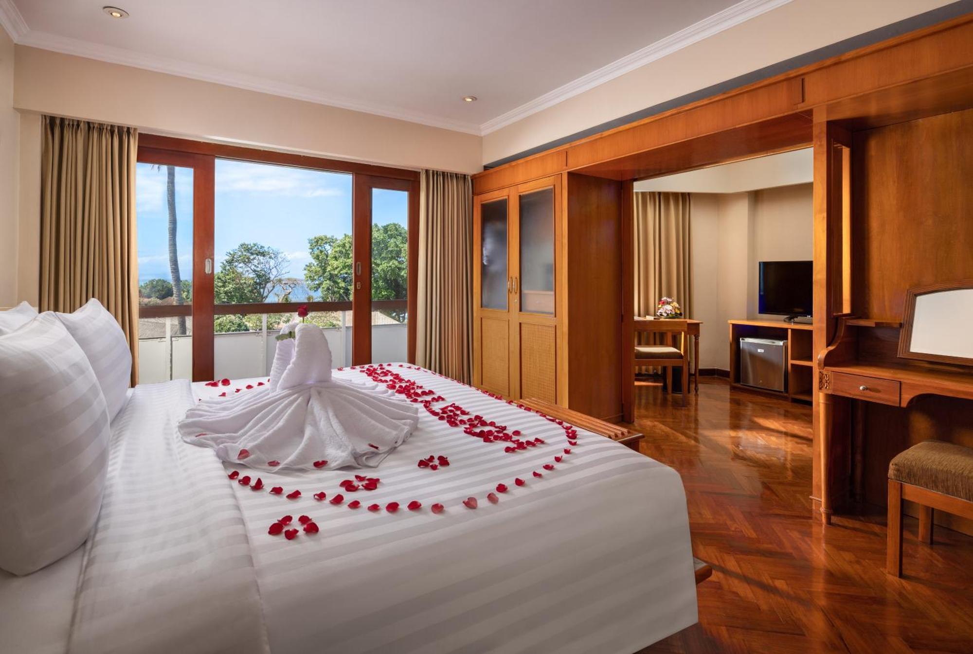 Prama Sanur Beach Bali Экстерьер фото Suite room